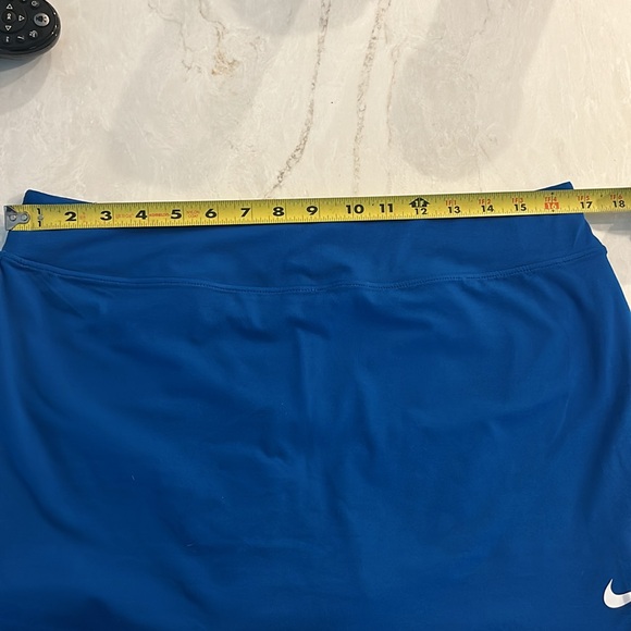 Lot of 3 Nike Dri Fit tennis skirts/skorts—size large - Picture 8 of 9